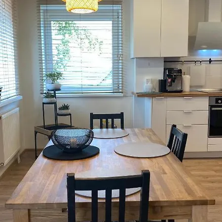 Japandi Apartamentai 公寓