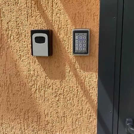 Japandi Apartamentai 公寓